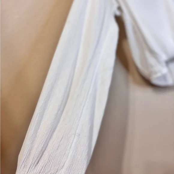 American Eagle Outfitters White Wrap Blouse size M - Picture 6 of 12